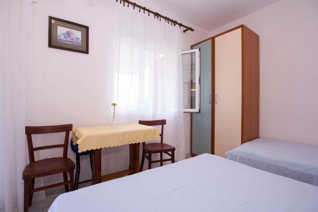 Apartments Bartul Сучурай Экстерьер фото